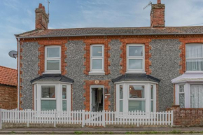 May Cottage - Boutique Coastal Property. Crabpot Cottages Sheringham